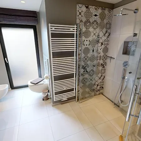 Heaven House Meeresbrise Mit Whirlpool Appartement *